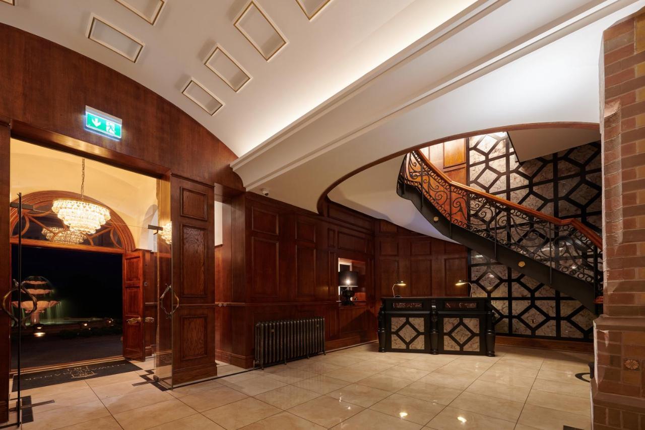 Aldwark Manor Estate Hotel Exterior photo